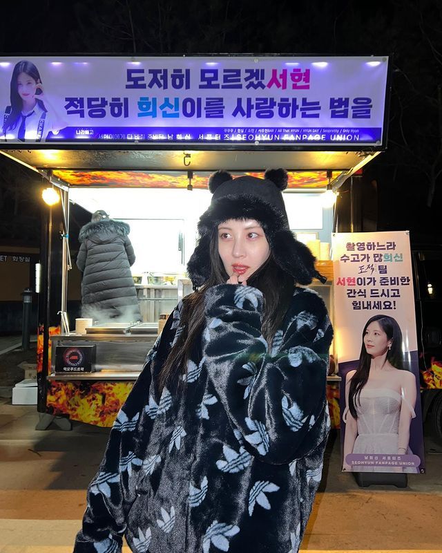 9 Momen Seohyun SNSD Banjir Kiriman Food Truck di Lokasi Syuting