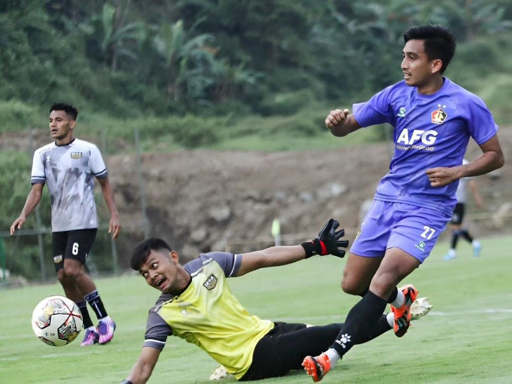 Jelang Duel Persik Kediri vs Borneo FC, Siapa Unggul?