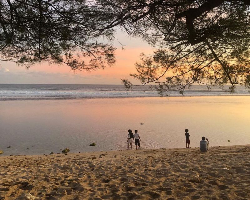 5 Pantai di Gunungkidul dengan Panorama Sunrise Terbaik, di Mana Saja?