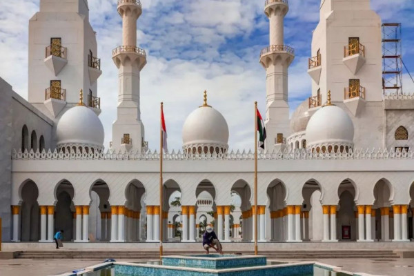 3 Masjid Ikonik Di Solo, Wisata Religi Yang Pantang Terlewat