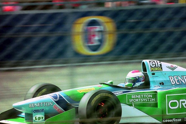 Kala Kobaran Api Melahap Mobil Jos Verstappen pada 1994