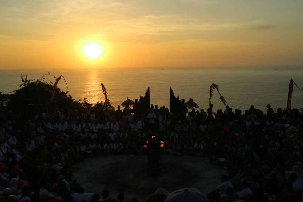 4 Tempat Nonton Pertunjukan Tari Kecak di Bali, Bikin Takjub