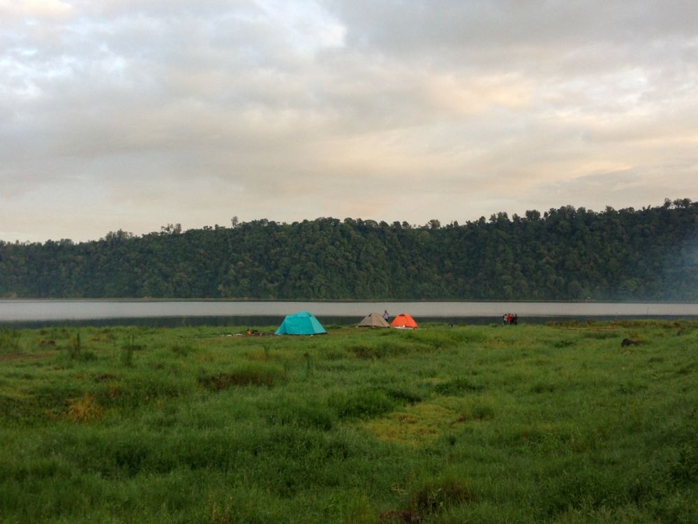 5 Spot Camping Pemandangan Menawan di Bali, Bikin Betah!