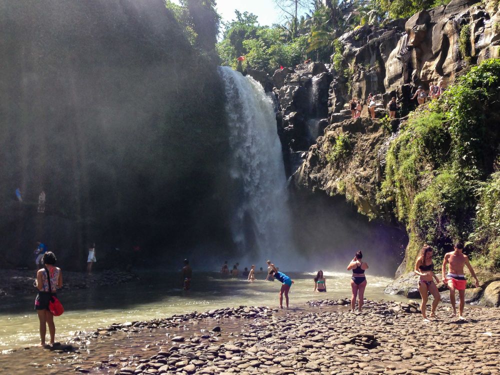 5 Air Terjun Menawan di Gianyar, Gak Boleh Kamu Lewatkan