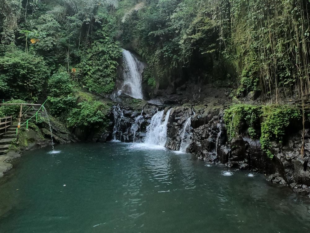 5 Air Terjun Menawan di Gianyar, Gak Boleh Kamu Lewatkan