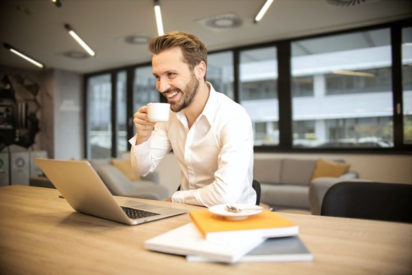 5 Mantra Positif untuk Membangun Diri yang Lebih Bahagia