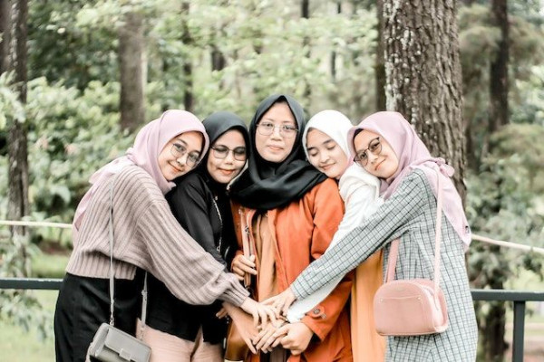 5 Tipe Teman yang Menghadirkan Ketenangan, Pertahankan!