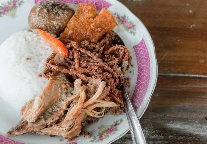 5 Rekomendasi Tempat Makan Gudeg di Bantul, Ada Gudeg Manggar!