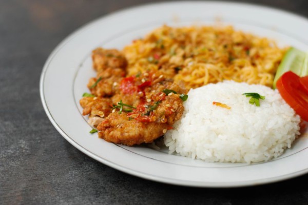 6 Bahan Makanan Pengganti Karbohidrat, Murah Meriah!