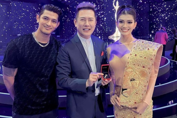 9 Potret Miss Grand Myanmar 2023 Ni Ni Lin Eain, Memukau!