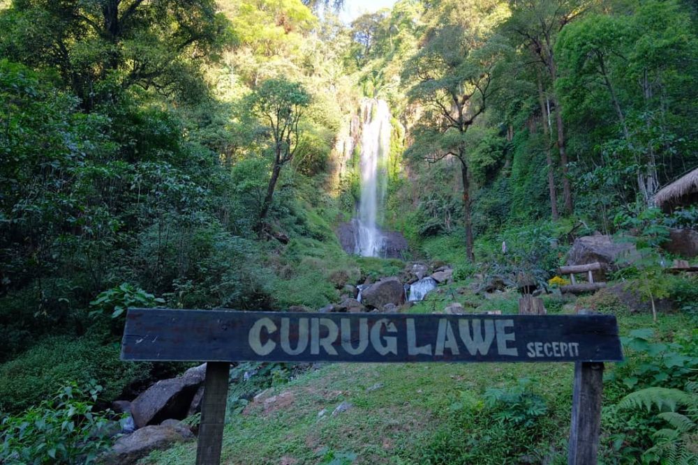 5 Curug Tersembunyi di Kabupaten Kendal yang Terkenal Dengan Mitosnya