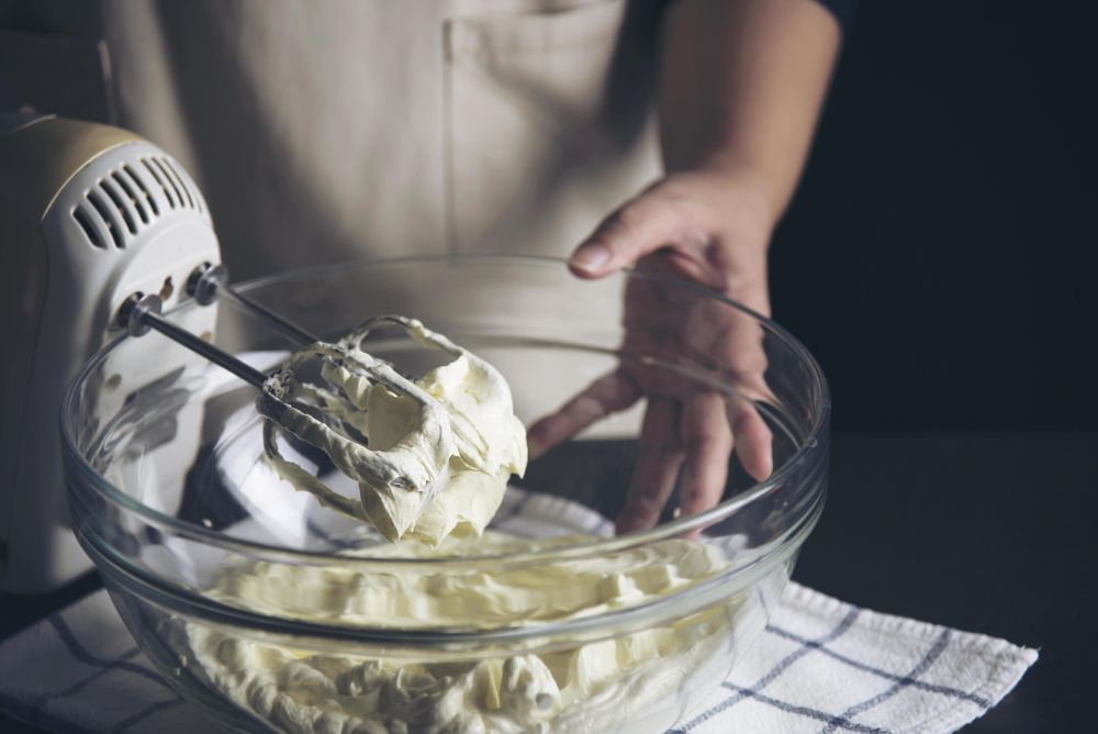 Tips Membuat Whipped Cream yang Ekonomis