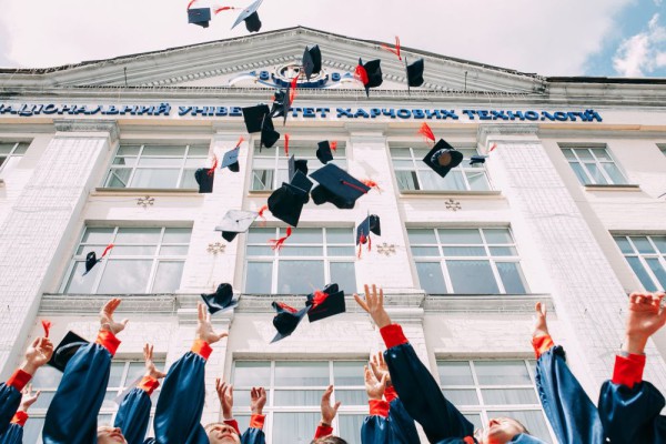 5 Motivasi saat Down dan Hampir Putus Kuliah, Mari Bangkit!