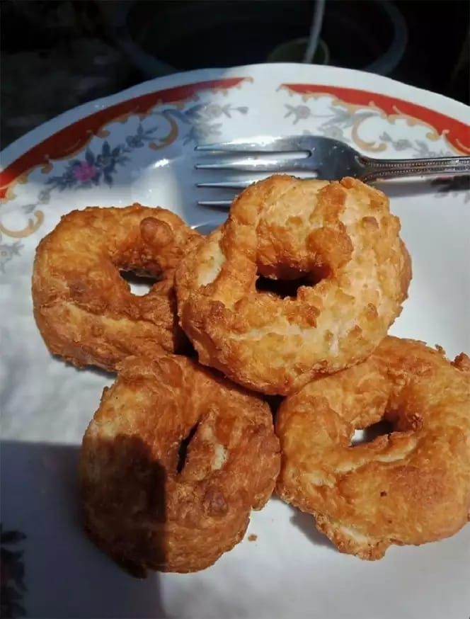 Donat Bentuk Unik Ini Sukses Mengocok Perut