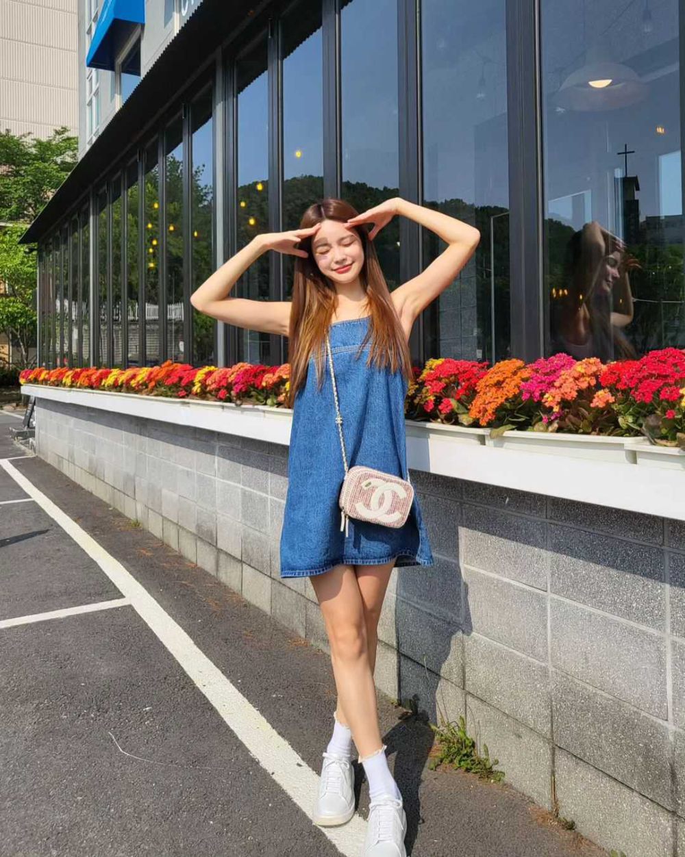 10 Inspirasi OOTD ala Han Eu Ddeum, Pemeran Drama Celebrity