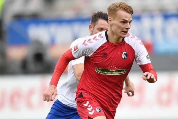 Fakta Philipp Lienhart, Bek Andalan SC Freiburg Asal Austria