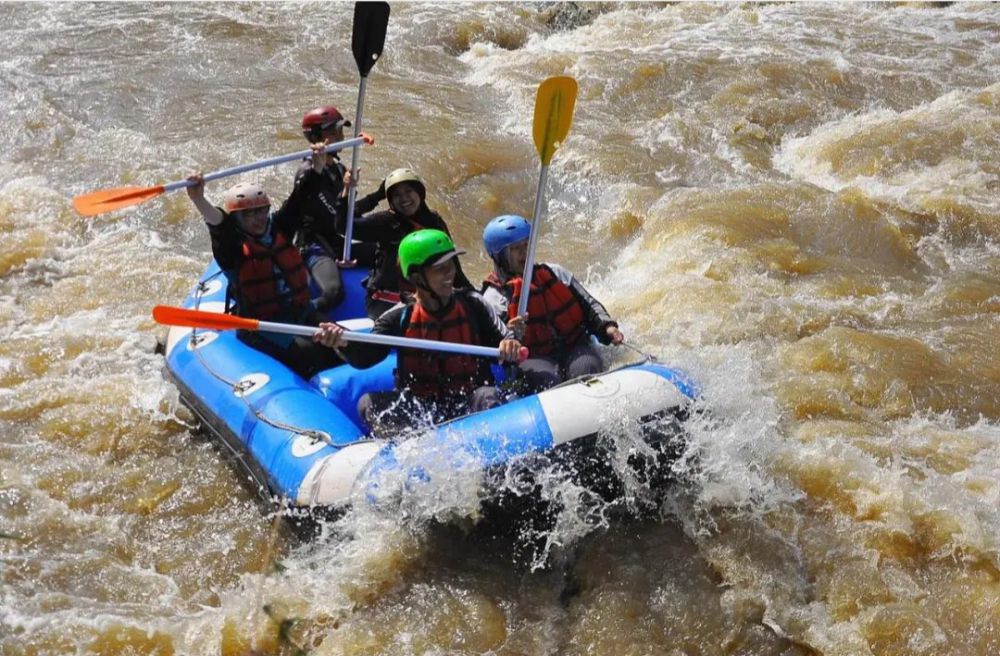 5 Tempat Rafting di Magelang buat Kamu Si Adrenalin Junkie