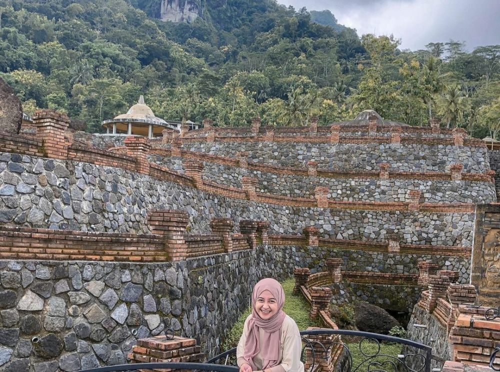 9 Pesona Wisata Watu Putih, Hidden Gem Dekat Candi Borobudur