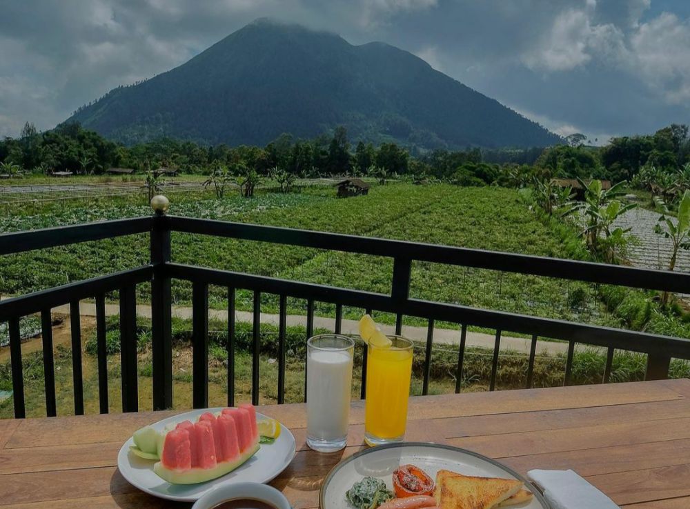 8 Potret Andong Valley, Nongkrong dengan View Gunung di Magelang