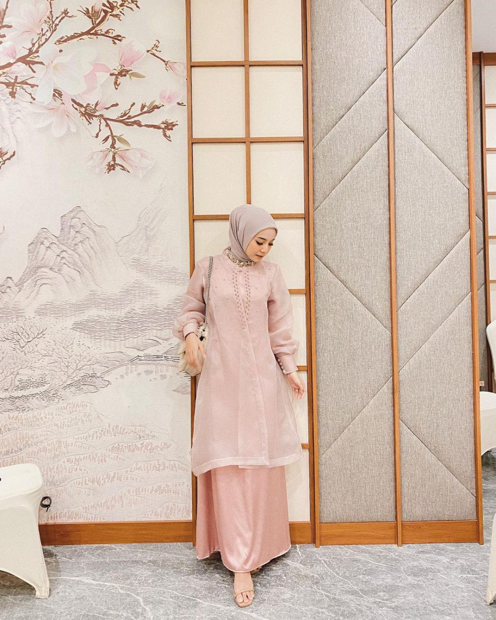 Style Kondangan Hijab Simpel Nan Elegan