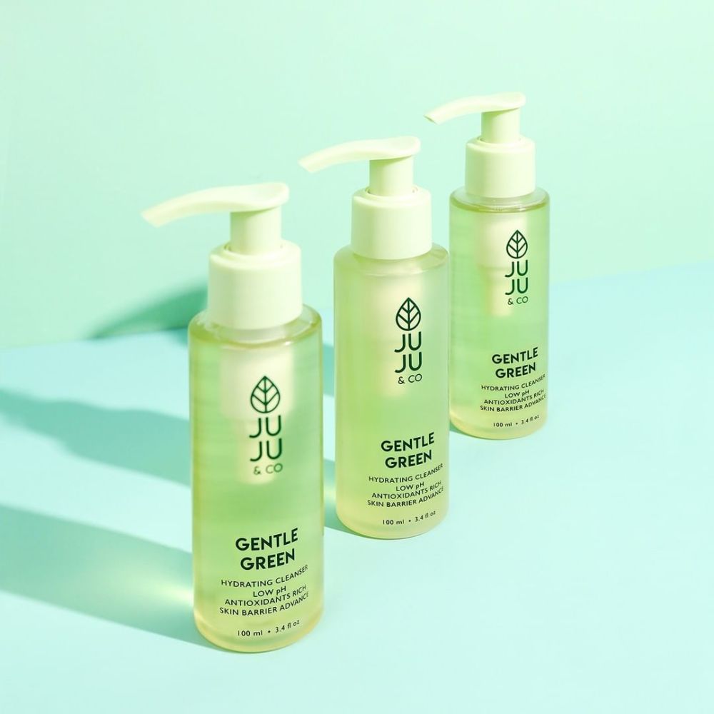 6 Face Wash dengan Kandungan Green Tea, Ampuh Redakan Jerawat