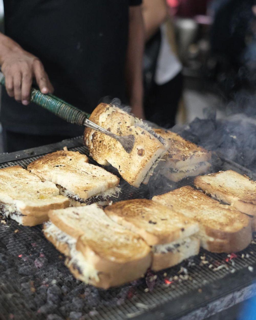 Kuliner Legendaris Jakarta Yang Lokasinya Dekat Stasiun Mrt