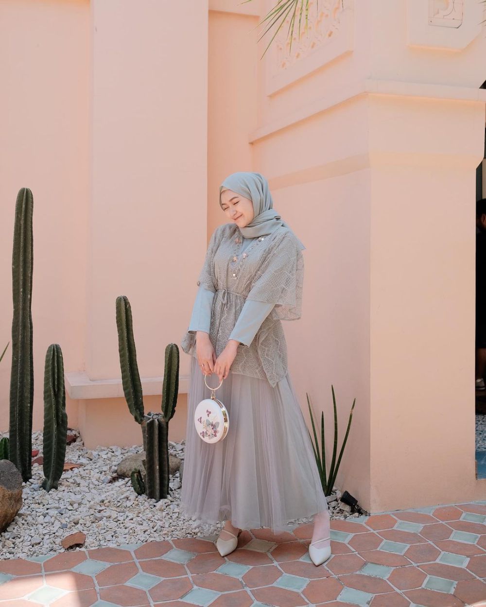 9 OOTD Kondangan Pakai Rok Tutu ala Selebgram Hijab, Tetap Elegan!