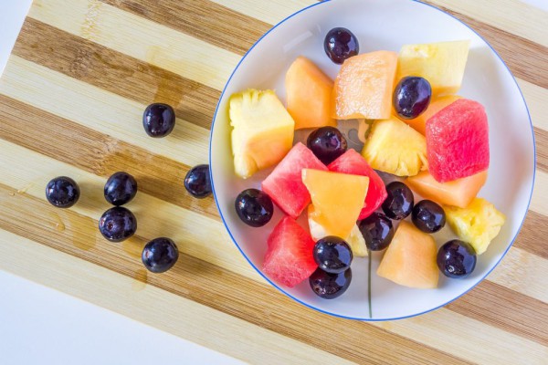 Cara Membuat Salad Buah Tanpa Mayones yang Cocok buat Diet
