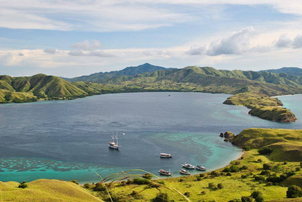 5 Destinasi Wisata Di Pulau Komodo Yang Wajib Dikunjungi