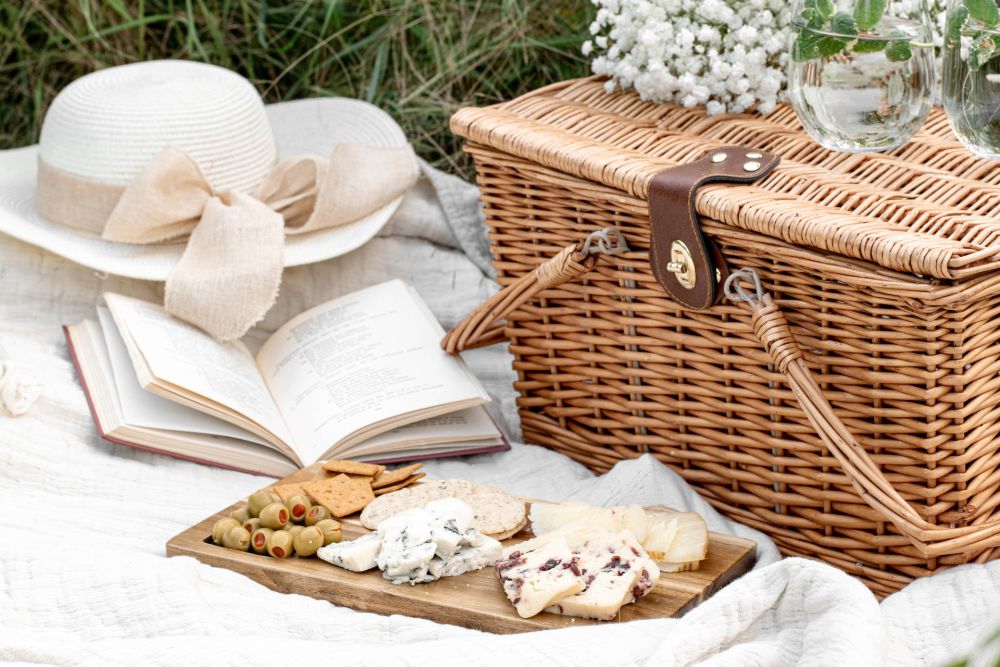 5 Peralatan yang Harus Dibawa Saat Piknik, Jangan Ada yang Tertinggal