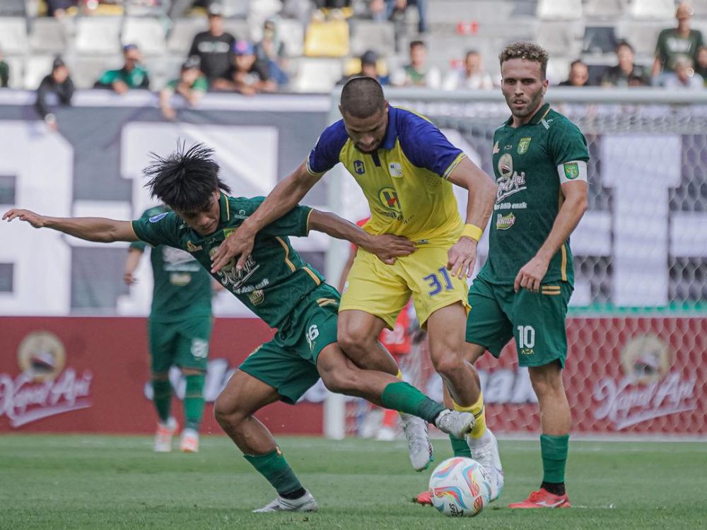 Persebaya Berharap Tangan Dingin Uston Nawawi saat Lawan Barito Putra