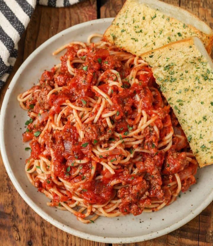 5 Aneka Resep Spaghetti Lezat Ala Rumahan, Bajet Murah Rasa Restauran!
