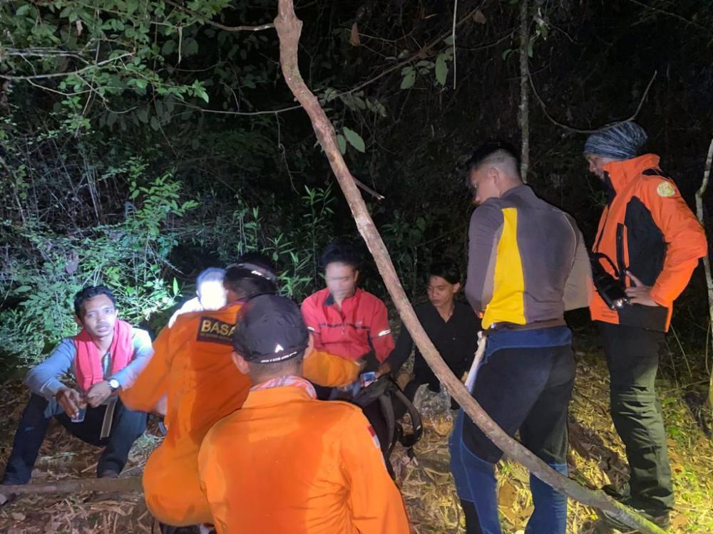 4 Wisatawan yang Hilang di Alas Purwo Ditemukan