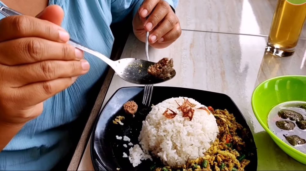 7 Nasi Lawar Halal di Bali, Ada Olahan Daging Tupai