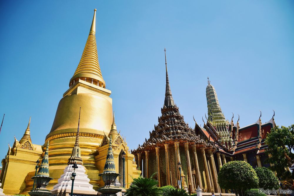 Wat phra. Ват Пхра Кео Бангкок. Ват Пхра Кео Таиланд. Храм изумрудного Будды в Бангкоке. Ват Пхра Кео карта.