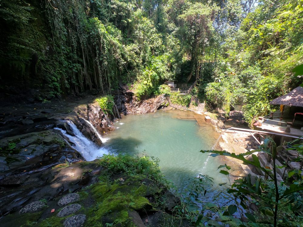 7 Potret Taman Sari Waterfall & Natural Pool, Super Cantik
