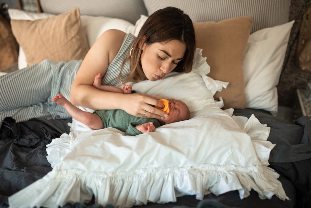 5 Cara Meningkatkan Kualitas Tidur Bayi, Jangan Digendong!