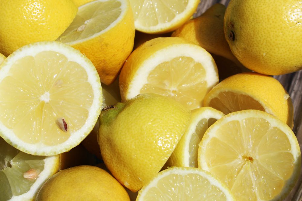 5 Manfaat Super Buah Lemon untuk Tubuh, Kamu Wajib Tahu!