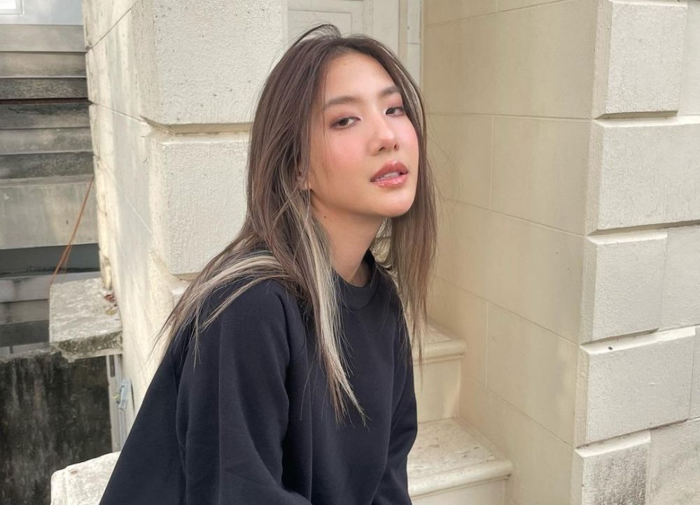 Jo Rin 7 Fakta Menarik Jorin 4EVE, Rekan Duet Nanon Korapat