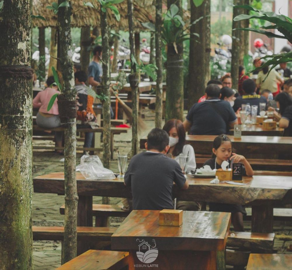 7 Rekomendasi Restoran Suasana Alam di Tangerang