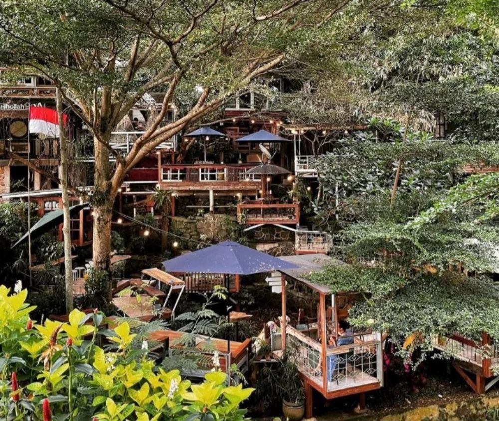 7 Rekomendasi Restoran Suasana Alam di Tangerang