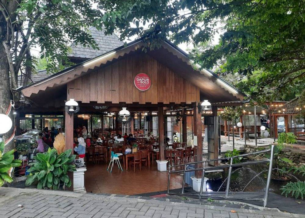 5 Rekomendasi Tempat Makan Di Solo, Instagramable!