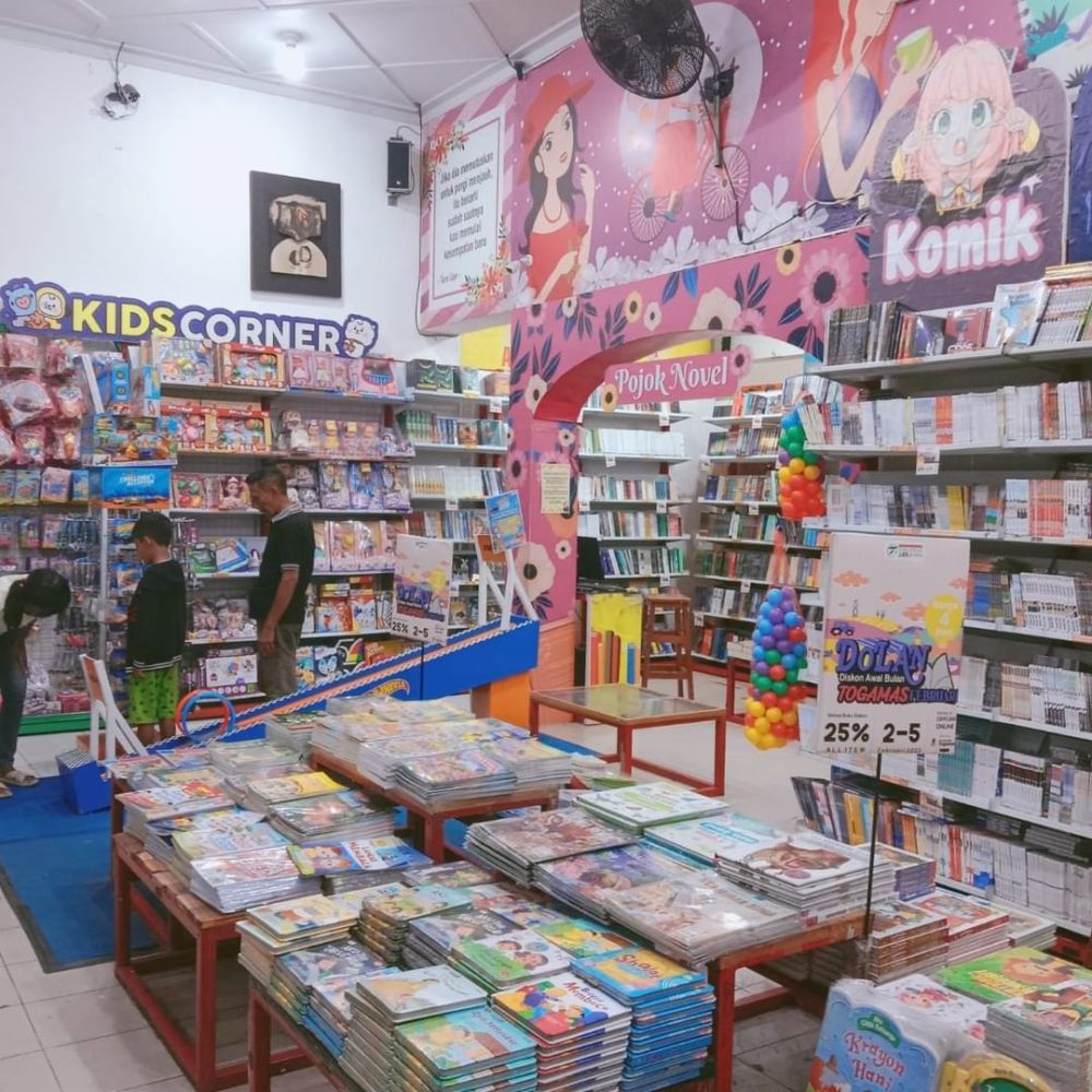 5 Toko Buku di Surabaya, Anak Sekolah Wajib Tahu