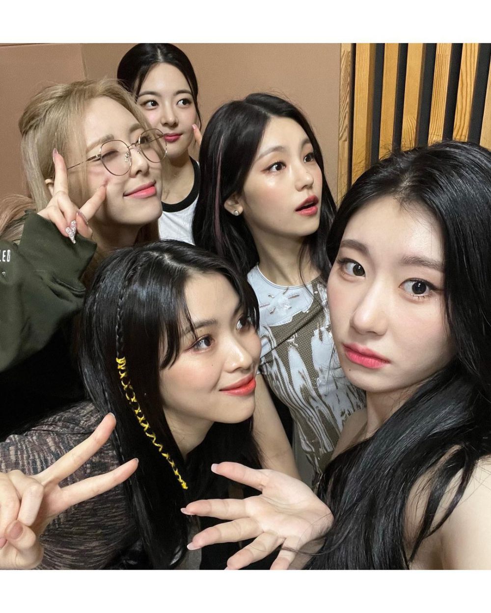 5 Idol KPop Generasi ke-4 Ini Punya Kamar Sendiri di Dorm