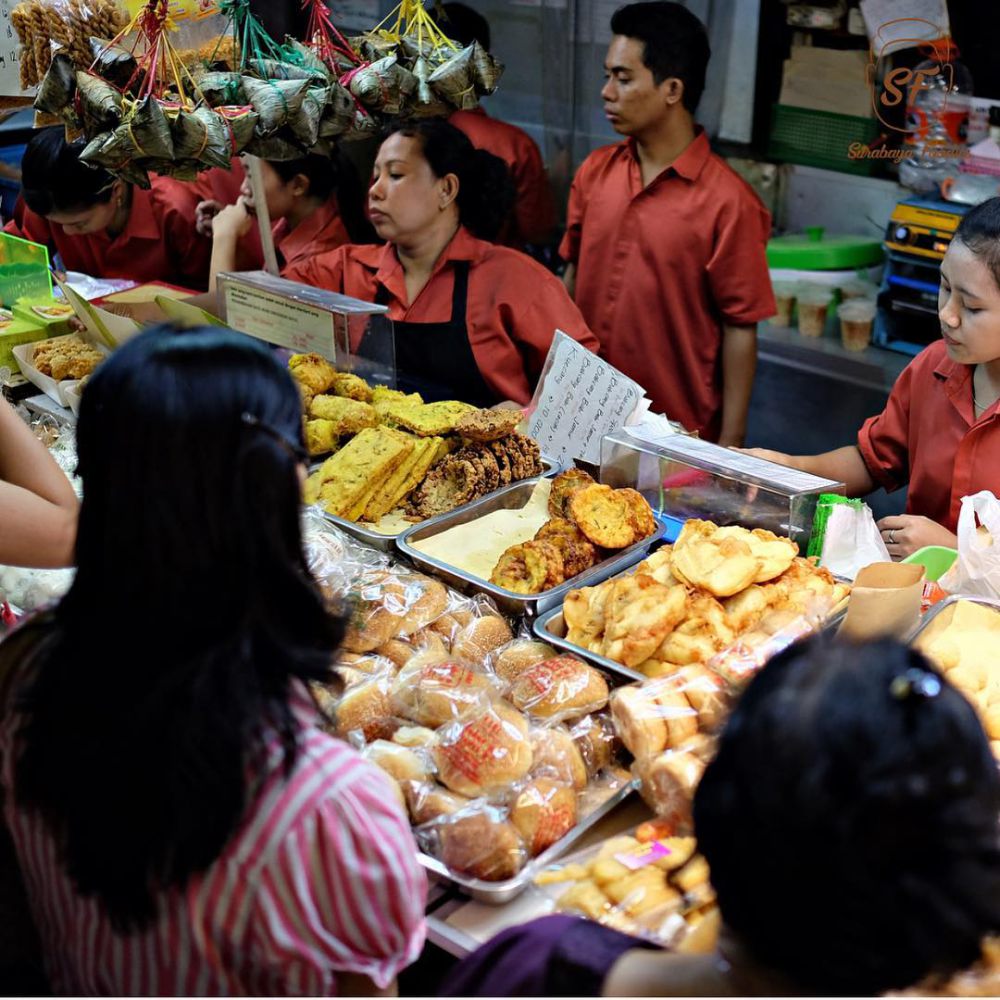 5 Kuliner Tradisional yang Wajib Kamu Cicipi di Pasar Atom Surabaya