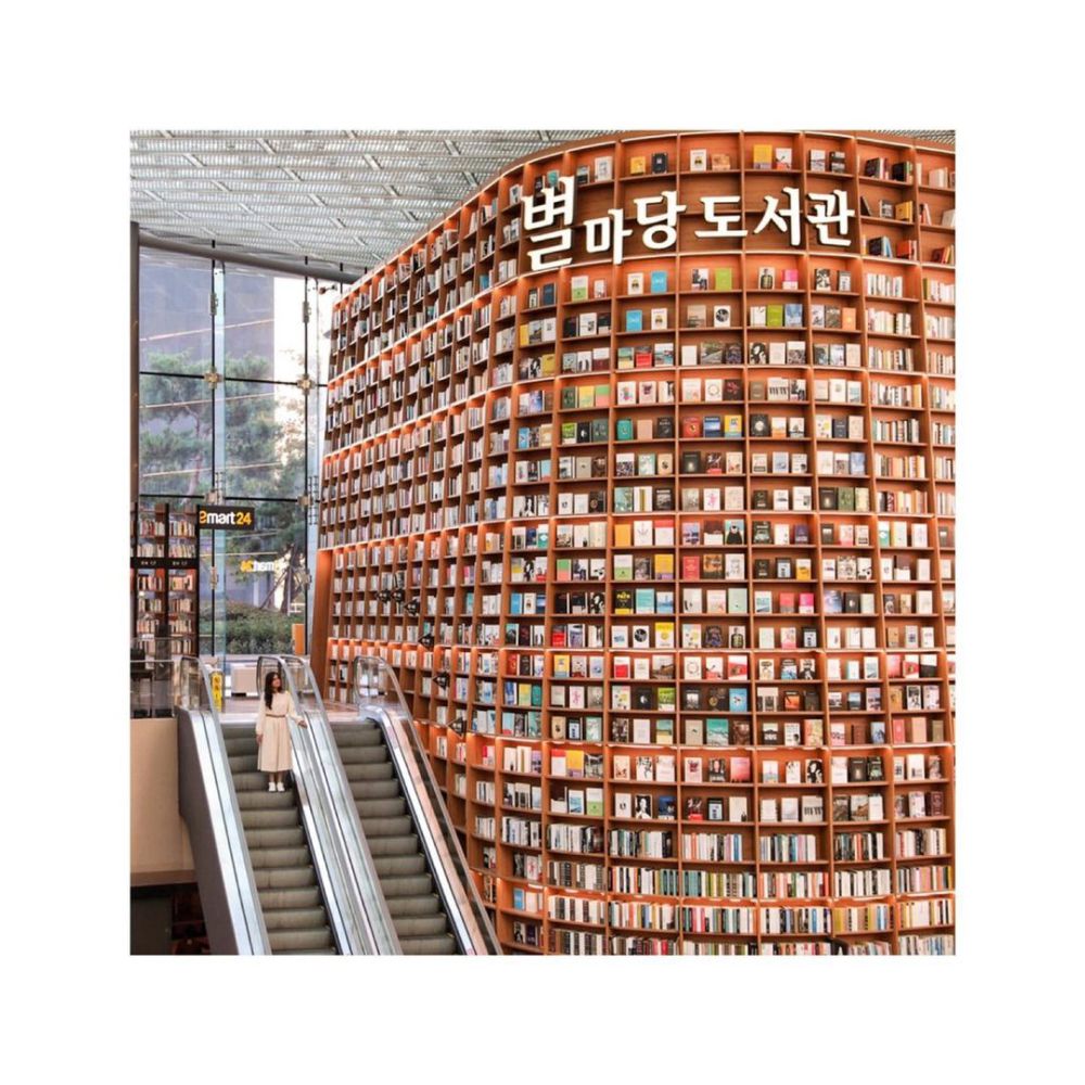 8 Artis Berpose di Starfield Library Korea, Instagramable!