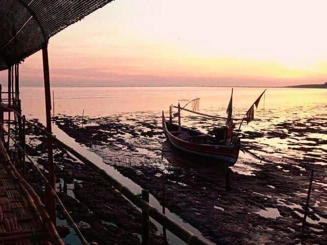 Rekomendasi 5 Wisata Pantai Terbaik di Pasuruan