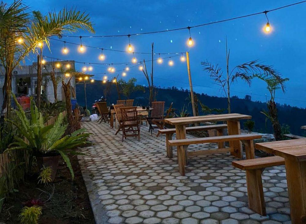 8 Potret Griyo Butuh Magelang, Glamping View Desa dan Pegunungan