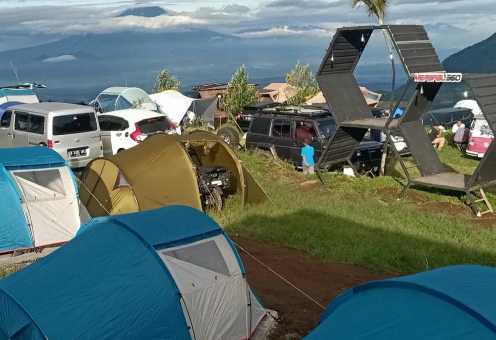 8 Pesona Glamping Merbabu 360, Camping Mewah dengan View Tujuh Gunung