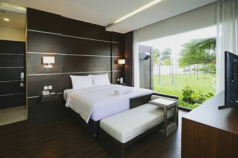 5 Hotel Mewah di Surabaya dengan Fasilitas Kolam Renang Indoor 